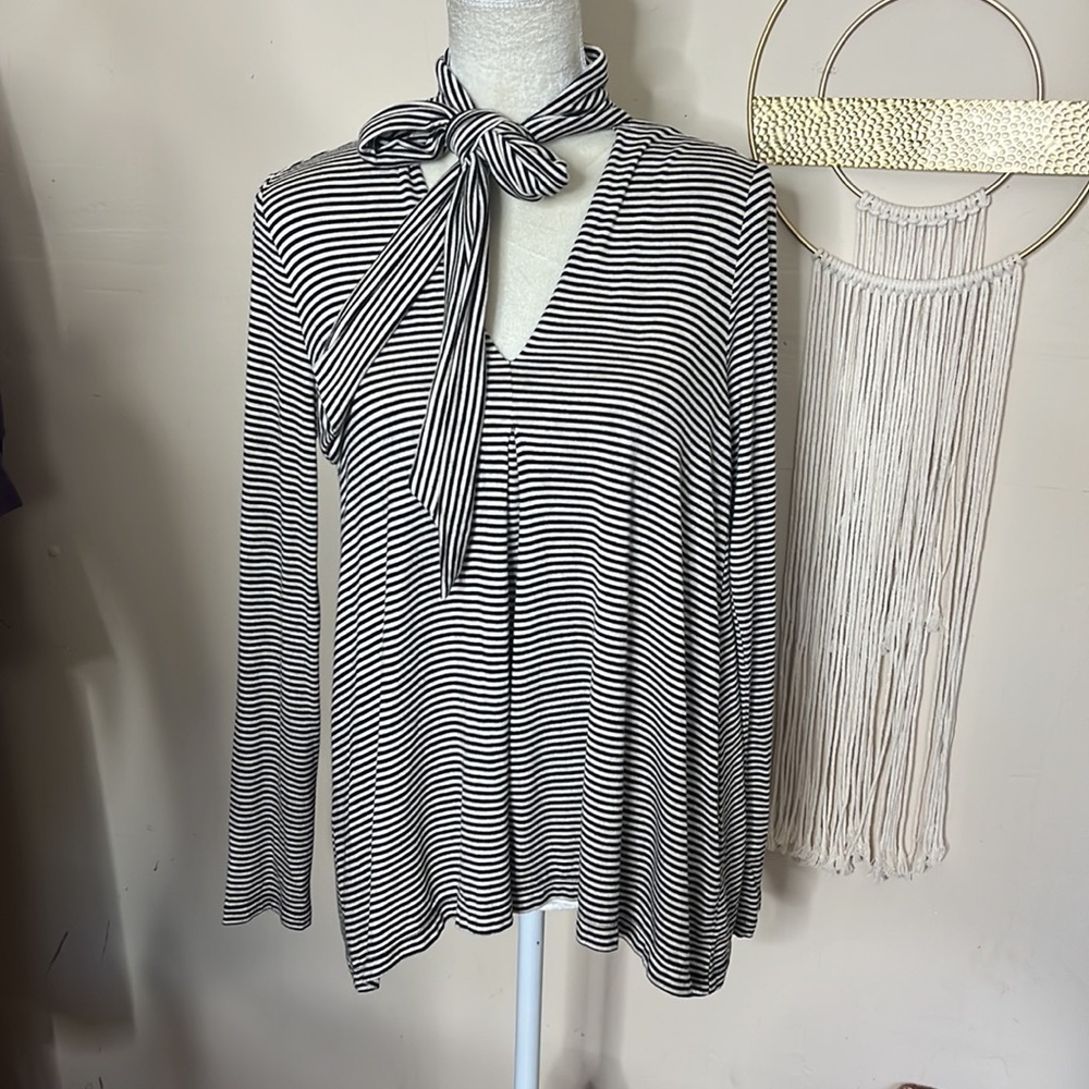 Max studio • striped tie neck blouse